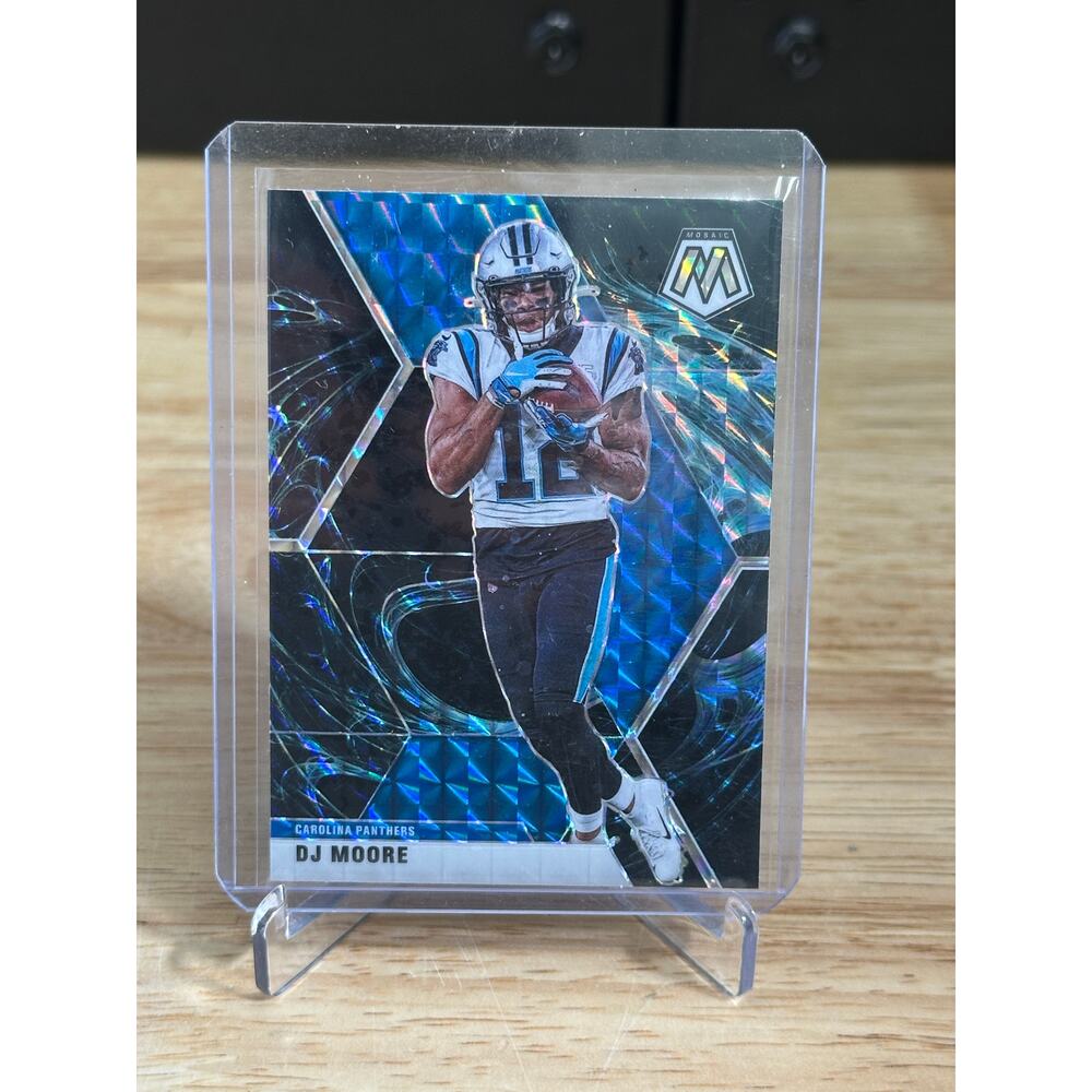 2020 Panini Mosaic - D.J. Moore #35 Genesis Mosaic Prizm